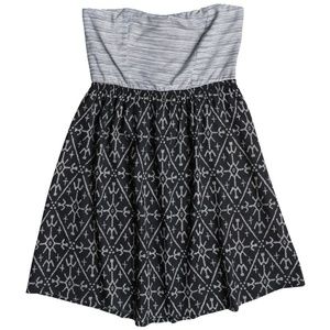 Roxy Women's Savage 3 Gray/Black Dress Sz M